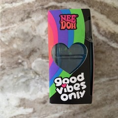 *NEW* NeeDoh GOOD VIBES ONLY 🩵 – BLUE HEART Sparkle
