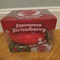 Sunny days JUMBO Squeezy Squeeezy Strawberry Squishy Toy Stress Relief Toy *NEW*