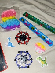 FREE SHIPPING 9pc LCD writing tablet & Sensory Toy Pack 2 Fidgets, Autism