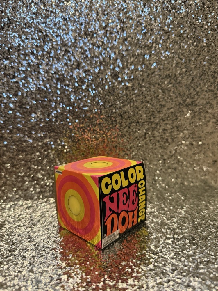 Yellow Color Changing Needoh