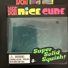 NeeDoh Teenie Swirl 4-pack Nee Doh, 3 NeedDoh Nice Cubes (lot Of 4)