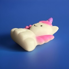 Jaru Toys Squeesh Yum Jiggly Gummy Feel Stretchy Unicorn Toy