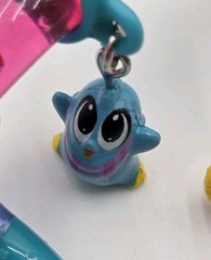 Tangle Pets Fidget Toy – Blue/Pink Sparkle Liquid segments with 4 Animal Charms