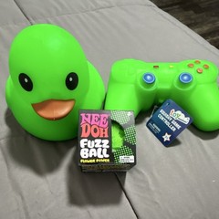 Schylling Nee Doh Fuzz Ball Flower Power Squishy Game Controller Green Duck Lot