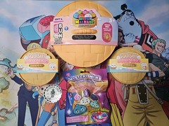 Squishy Dumpling Lot of 4. 1 X Large, 2 Regular & 1 Mystery Pack of 4 Minis. New