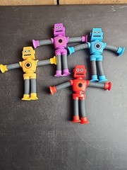 Sensory 4Pcs Pop Tubes Fidget Toys Suction Cup Robot Stress Relief