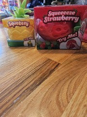 ☀️ Sunny Days Squeezy pineapple and Strawberry Toy Bundle Lot 🧀🍓🍔