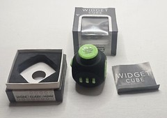 4 FIDGET CUBE GLOWS IN THE DARK