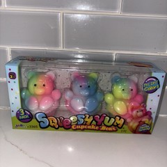JA-RU Squeesh Yum Cupcake Bear 🧁🐻✨ 3 Pack Tie Dye Squishy Toy New