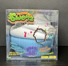 Squeezy Sweets Scented Squishy Cupcake Dessert Toy Blue Sprinkles