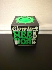 Needoh Teenie Single – Sensory Squeeze Toy – Mini Glow In The Dark – Green