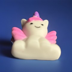 Jaru Toys Squeesh Yum Jiggly Gummy Feel Stretchy Unicorn Toy