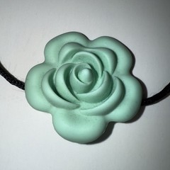 Silicone Chew Pendant Necklace for Autism ADHD Calming Chewy Bite Blue Flower
