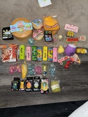 30+ Toy Bundle Lot – Slime, Squishies, Stress Balls, including a big dumpling 🥟