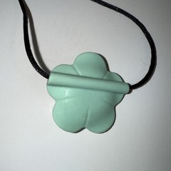 Silicone Chew Pendant Necklace for Autism ADHD Calming Chewy Bite Blue Flower