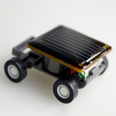 1PCS Mini Solar Powered Car Kids Toy Vehicle Gadget Science and Education Gifts