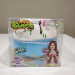 PPNC Brand Squeezi Sweetz Scented Squishy Cupcake w/Sprinkles Blue 3+