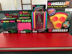 Authentic Needoh 4 Lot Nice Cube Blue Glow Pink Dream Drop Pink Squeeza Pink