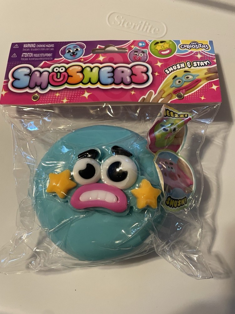 ORB Smushers Smush & Stay Face Swap Squeeze Toy Blue