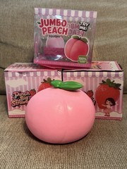 Jumbo Peach Squishy