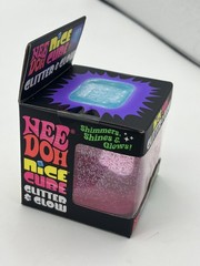 Nee Doh Nice Cube Glitter and Glow – PINK. Brand New. **FREE SHIPPING**