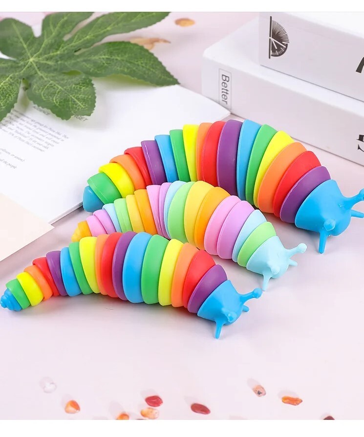 Colorful 18cm 3D Slug Decompression Toy Bionic Vent Anti Anxiety Sensory Toy