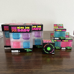 NeeDoh! Lot of 9!! 3 Nice Cube💙💗 5 tiny ice 1 Groovy Glob 💚
