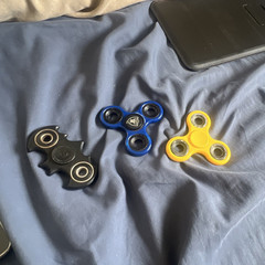 Lot of 3 Hand Spinners Fidget Toys – Black Batman, Blue & Yellow