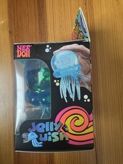 AUTHENTIC NIB NeeDoh Jelly Squish Glitter Filled Jellyfish