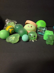 Green Tactile Sensory Toy Mixed Lot – Squishy Toys & Stress/Fidget Balls