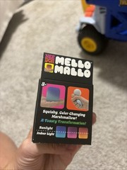 Schylling NeeDoh Mello Mallo Squishy Squeeze Toy Color-Changing Pink Nee Doh