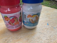​JA-RU Yummerz Whipped Slime Lot of 2 Berry Bliss & Mushy Mallow Scented Toy