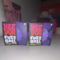 Nee Doh Fuzz Ball Flower Power Velvet Squeeze Toy Purple 3+ 26052HY