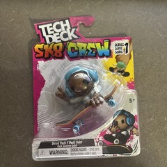 Tech Deck Sk8 Crew, Exclusive Fingerboard with Assistive Figure, Collectible and