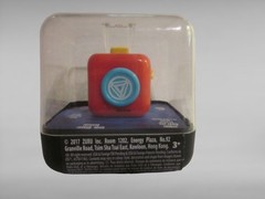 NIP – Zuru Antsy Labs Fidget Cube (Marvel Series) – Iron Man